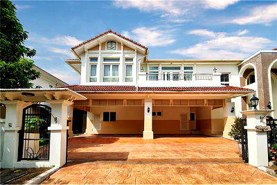 Houses for sale Bangkok : [920071054-242] ์NEW PRICE! 4Bed Single House บ้านเดี่ยว ใกล้สวนหลวง ร.9