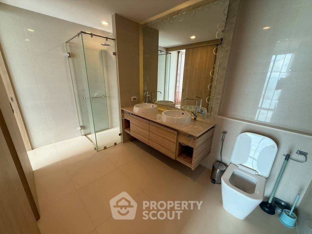 picture 2-BR Condo at The Riviera Wongamat close to Sanctuary of Truth (ID 2399666) - 9/12