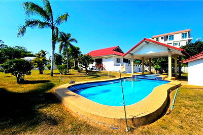 บ้านเดี่ยว หัวหิน ประจวบคีรีขันธ์ : [920601001-914] ขายวิลล่าส่วนตัวขนาดใหญ่ 3 ห้องนอน 3 ห้องน้ำ ในหัวหิน ซอย 6