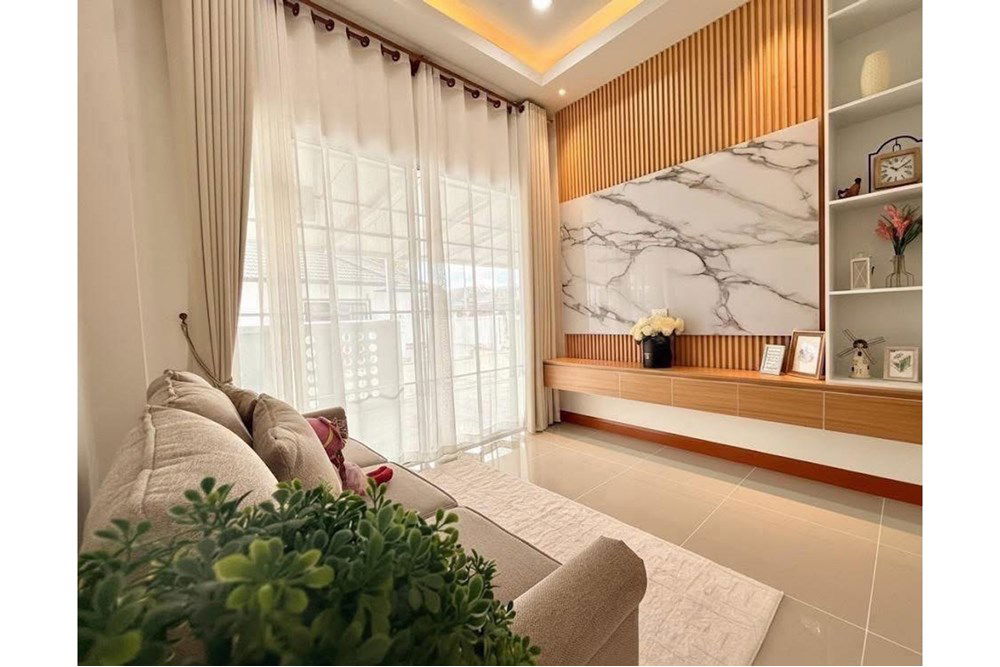 รูป [920611001-427] ทาวน์เฮาส์พร้อมอยู่ ใจกลางพัทยา ราคาพิเศษ - รูปที่ 2/8