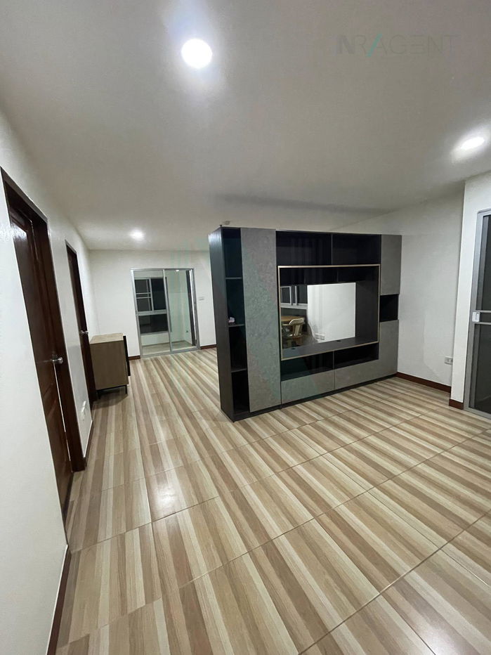 รูป 🔺 ขายคอนโด รีเจ้นท์ โฮม 7 สุขุมวิท อาคาร B ชั้น 3 2 ห้องนอน ขนาด 64 ตรม ใกล้ ไบเทค บางนา - รูปที่ 1/8