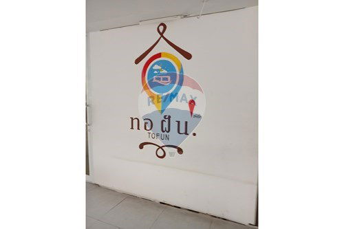 รูป [920041004-4] 4-Storey Boutique Hotel Opportunity - 300m From the Beach - รูปที่ 2/26