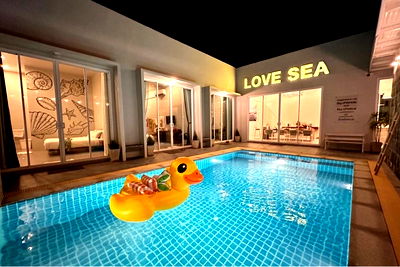 บ้านเดี่ยว เพชรบุรี : [920041004-3] Fantastic Pool Villa In Cha-Am Thailand