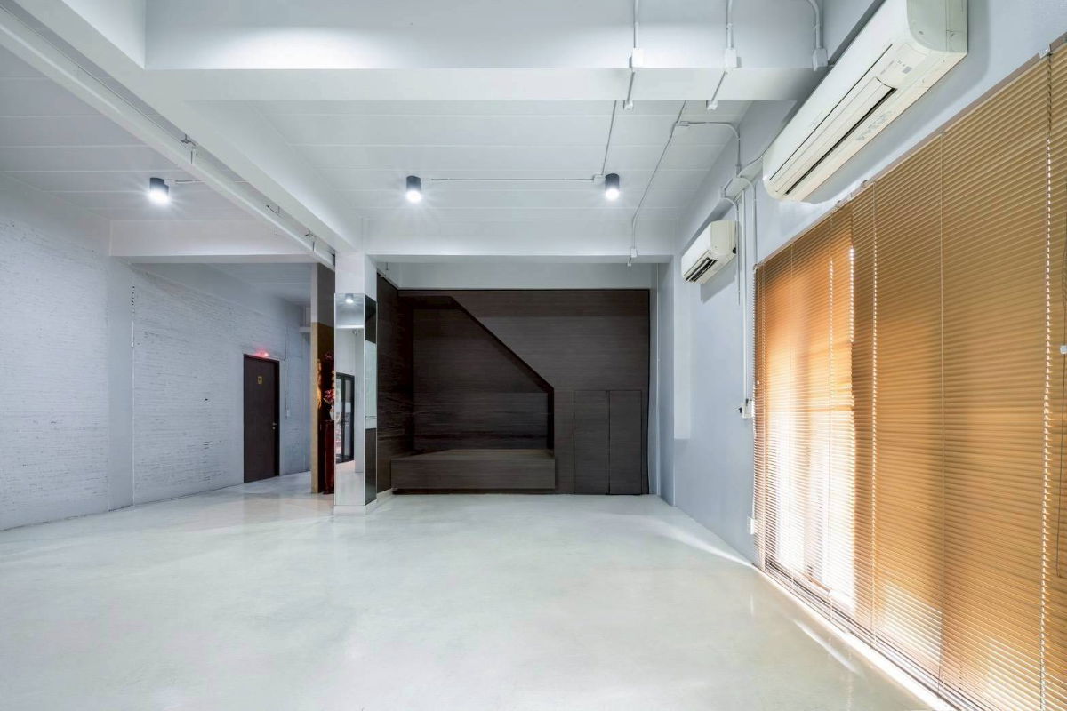 picture Office Building for Rent – Sukhumvit 101/1 , 4-Storey Stand-alone Building with Rooftop - 9/20