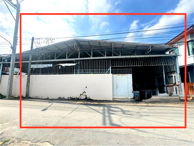 Factory for rent Kasem Bundit Phatthanakan University  : Warehouse for rent/lease in InTown, affordable price. Interested? Line: @951qfbfi
