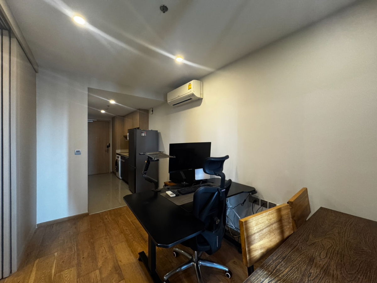 รูป ราคาถูกมาก !!! ให้เช่า IDEO Q CHIDLOM 1 ห้องนอน 1 ห้องน้ำ ห้องสวยมาก !!!!!! - รูปที่ 3/9