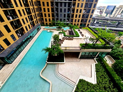 คอนโดให้เช่า : วิวสระ สวยงาม สดใส ได้ทุกวัน ห้องใหม่กริ๊บเพิ่งซื้อของมาลงที่ พลัม ปิ่นเกล้า