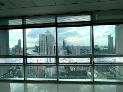 เช่าสำนักงาน เขตบางรัก : Mobile : 095-354-2959 พื้นที่สำนักงาน ออฟฟิศ ในอาคาร Jewelry Trade Center (JTC) ติด BTS สุรศักดิ์ 100 ตารางเมตร ชั้น 37 วิวแม่น้ำ-เมืองสีลม ใจกลาง CBD