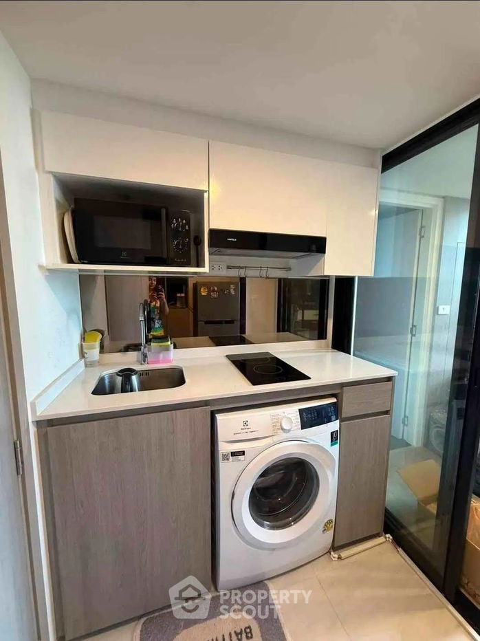 picture 1-BR Condo at Origin Plug & Play Ramkhamhaeng Triple Station in Hua Mak (ID 2594431) - 5/11