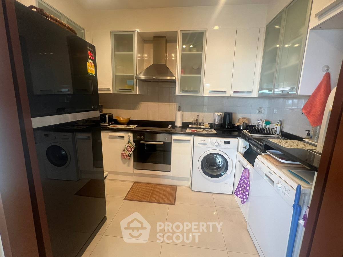 รูป คอนโด 3-ห้องนอน ที่ สุขุมวิท ซิตี้ รีสอร์ท คอนโดมิเนียม ใกล้ BTS นานา (ID 2072613) - รูปที่ 8/16