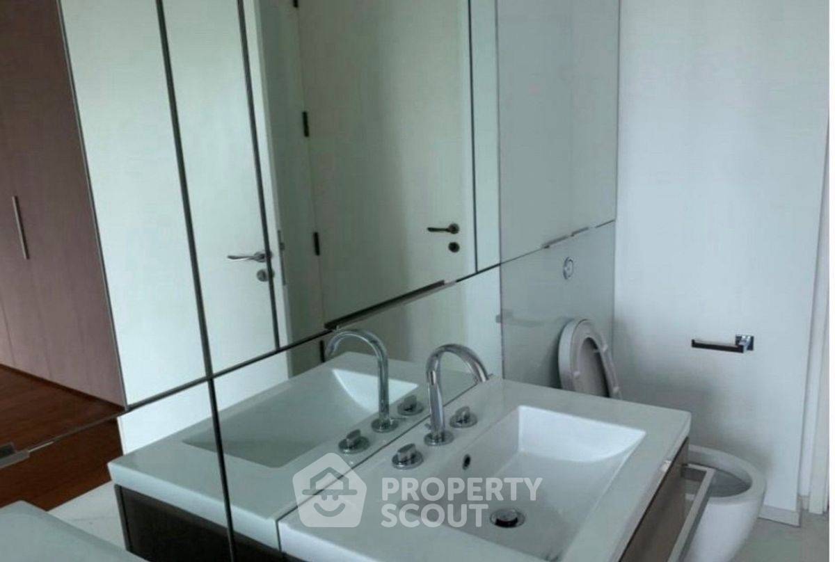 picture 2-BR Condo at 185 Rajadamri near BTS Ratchadamri (ID 2416612) - 12/13