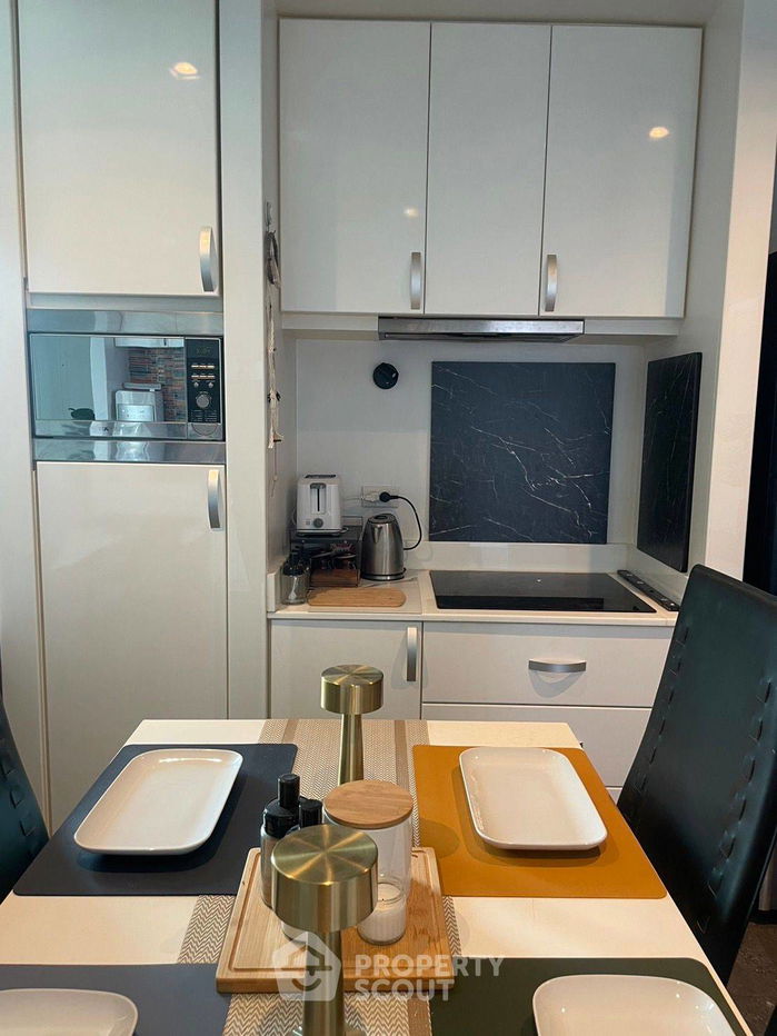 picture 2-BR Condo at Asoke Place near MRT Sukhumvit (ID 2594199) - 7/17