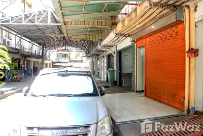 เช่าทาวน์โฮม เขตคลองเตย : ทาวน์เฮ้าส์ให้เช่า 2 ห้องนอน ใน คลองเตย, กรุงเทพมหานคร 160019