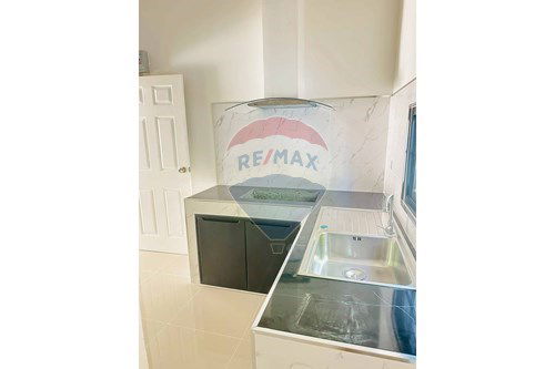 รูป [920611001-471] บ้านพักหรู 3 ห้องนอน ในย่านเงียบสงบ - รูปที่ 9/19