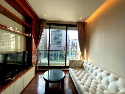 Condos for rent : For rent the address sukhumvit 28 one bedroom 45 sqm with bathtub