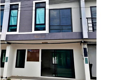 ทาวน์โฮม เชียงใหม่ : [920211020-14] ทาวน์เฮาส์แม่เหียะ | 132ตรม. | เดินทางไปสนามบินได้ | พร้อมรีโนเวท