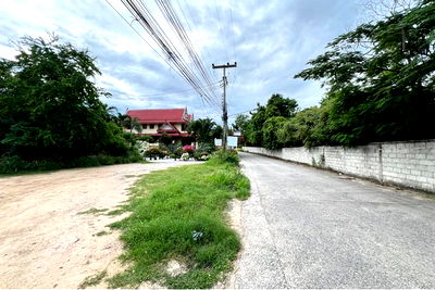 Land for sale Stamford International University Hua Hin : [920241013-29] "Build Your Dream Home in Hua Hin Paradise"