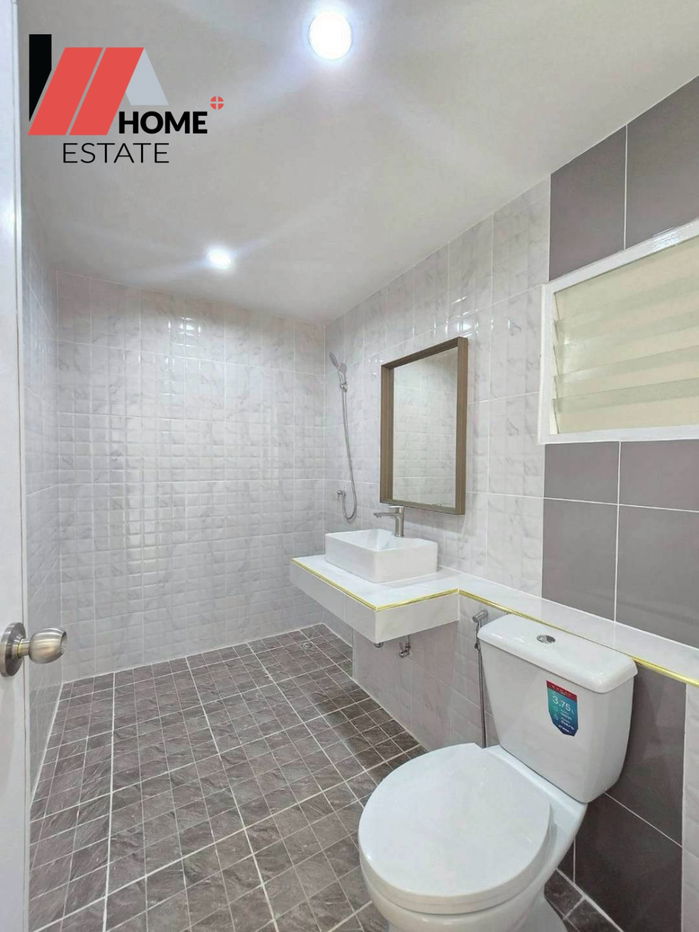 รูป หมู่บ้านสิรารมย์ ซอย 18 บางบัวทอง ทาวน์เฮ้าส์รีโนเวทใหม่ พร้อมอยู่ - รูปที่ 15/21