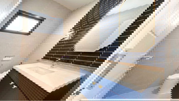 picture ðĄ Brand New Luxury Detached House | Setthasiri BangnaâSuvarnabhumi âĻ Spacious living area ðĨ Fully furnished | EV Charger + Solar Roof - 13/13