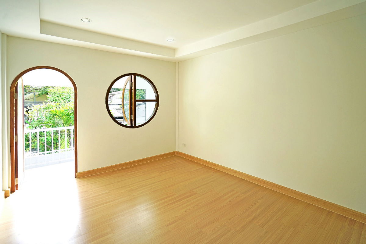 รูป บ้านสวย ทำเลดี หมู่บ้านสุดจิตต์นิเวศน์ ท่าข้าม พระราม 2 ทาวน์เฮ้าส์ 3 ห้องนอน รีโนเวทใหม่ ใกล้เซ็นทรัล พระราม 2 - รูปที่ 12/25