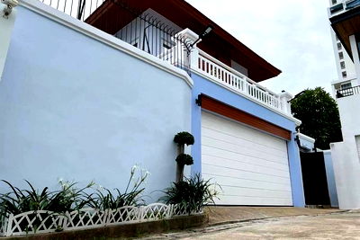 บ้านเดี่ยว ชลบุรี : [920611001-473] ขายวิลล่าหรู "โอเรียนทัล ฮาวาย พัทยา"