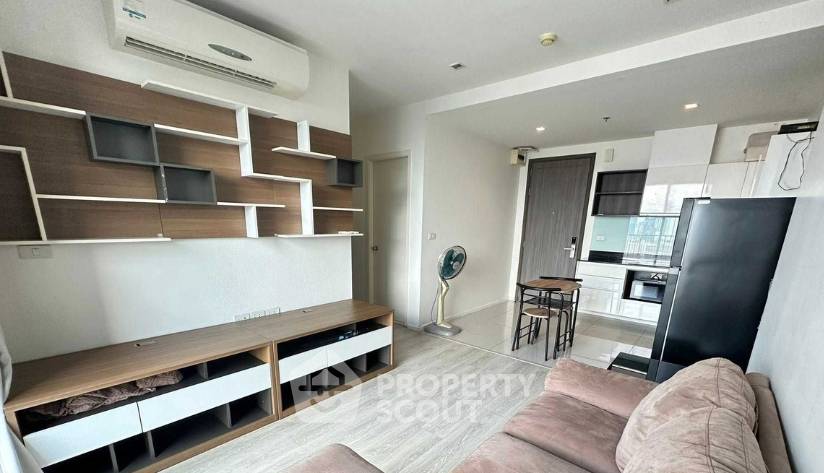 รูป คอนโด 2-ห้องนอน ที่ ควินน์ คอนโด รัชดา 17 ใกล้ MRT สุทธิสาร (ID 2585897) - รูปที่ 1/4