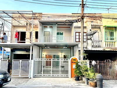 ทาวน์โฮม นนทบุรี : 📌 ขายทาวน์เฮาส์ โครงการ บ้านร่มเงาไม้ 2 ชั้น 2 ห้องนอน 1 ห้องน้ำ