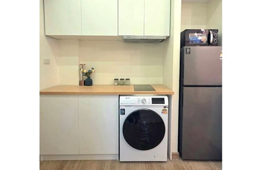 [920211023-26] Chic Chiang Mai Condo: City Life & Comfort Unite - image 5