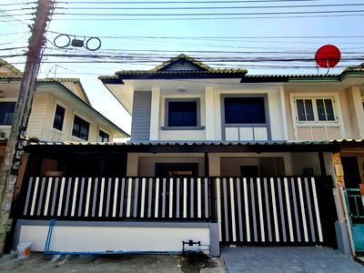 Townhouses for sale Rangsit Khlong Sam : 🏡 Corner Townhouse for Sale | Rangsit Khlong 3 ✨ Newly Renovated | Move-in Ready  💰 Price: Only 1,890,000 THB