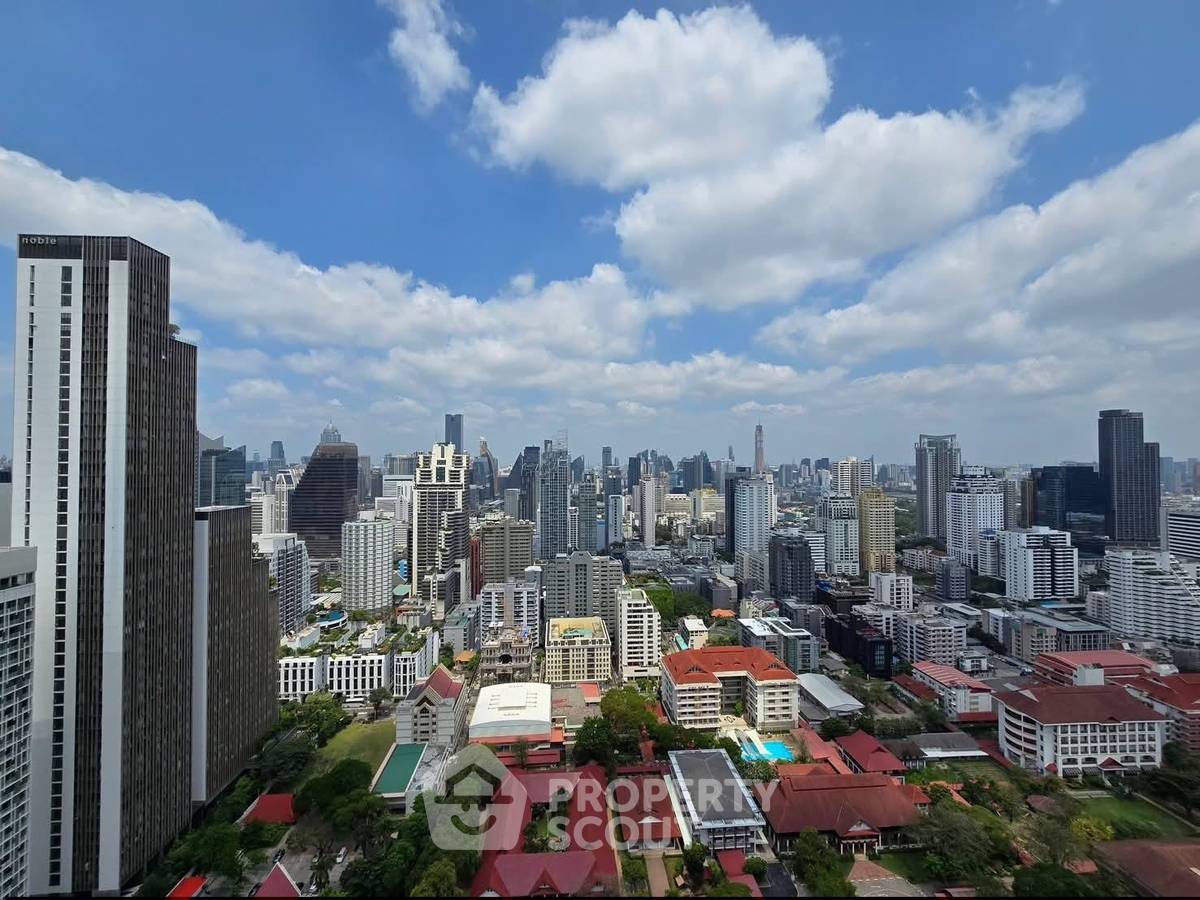 รูป คอนโด 2-ห้องนอน ที่ ดิ เอส อโศก ใกล้ MRT สุขุมวิท (ID 2597300) - รูปที่ 10/11