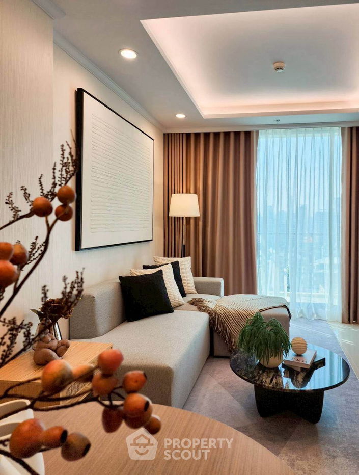 picture 2-BR Condo at Supalai Oriental Sukhumvit 39 near MRT Phetchaburi (ID 2592406) - 2/17