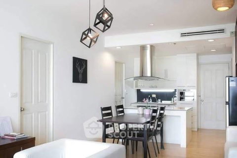 รูปภาพ High-Floor 1-BR 74 Sqm, Baan Sathorn Chaopraya, BTS Krung Thon Buri (ID 2597372)