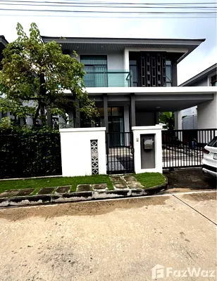 Houses for rent Bangkok : 4Bedrooms Detached house at Setthasiri Pattanakarn 6009422
