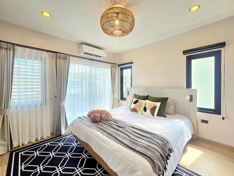 picture Two-story detached house for sale in Phatta Village, Nong Prue, Bang Lamung, Chonburi. - 7/19