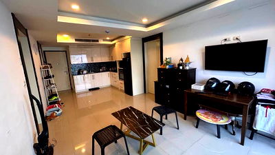 Condos for sale : Cosy Beach View 2 Bedroom for sale in Pratumnak Hill Pattaya