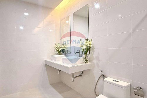 รูป [920311045-22] บ้าน 2 ชั้นตกแต่งใหม่หรูหราพร้อมอยู่ทำเลใกล้สุขุมวิทพัทยา - รูปที่ 29/40