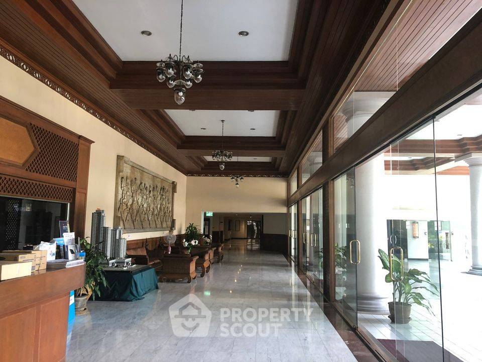 picture 2-BR Condo at D.S. Tower 1 Sukhumvit 33 Condominium near BTS Phrom Phong (ID 513148) - 22/22