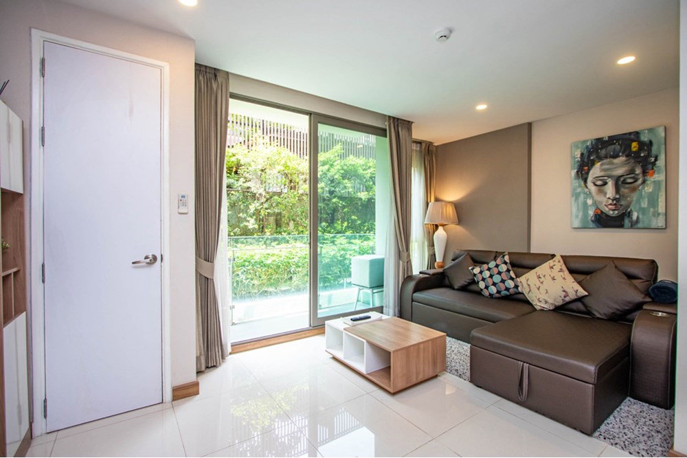 [920211008-24] "Stylish 1-BR Condo in Heart of Chiang Mai" - image 3