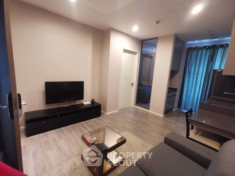 1-BR Condo at The Room Sukhumvit 69 near BTS Phra Khanong (ID 2004885)