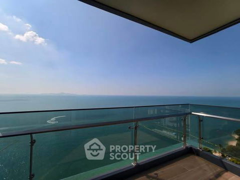 2-BR Condo at AROM WONGAMAT close to Sanctuary of Truth (ID 2600427)