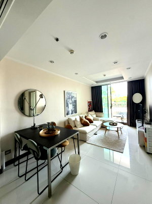 Condos for rent : PFD-07925 for rent Supalai Oriental Sukhumvit 39 near BTS Phrom Phong, 1 bedroom, 47 sq m., 9th floor, swimming pool view, 35,000 baht.