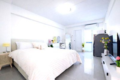 คอนโด เอสพลานาด รัชดาภิเษก : ขายราคาพิเศษ ธัชพล 2 คอนโดมิเนียม 20.5 ตร.ม. ชั้น 7 ห้องมุม วิวสวย ทำเลดีเยี่ยม ใจกลางเมือง เฟอร์นิเจอร์ครบ แอร์ ทีวี ตู้เย็น [รัชดาภิเษก7]