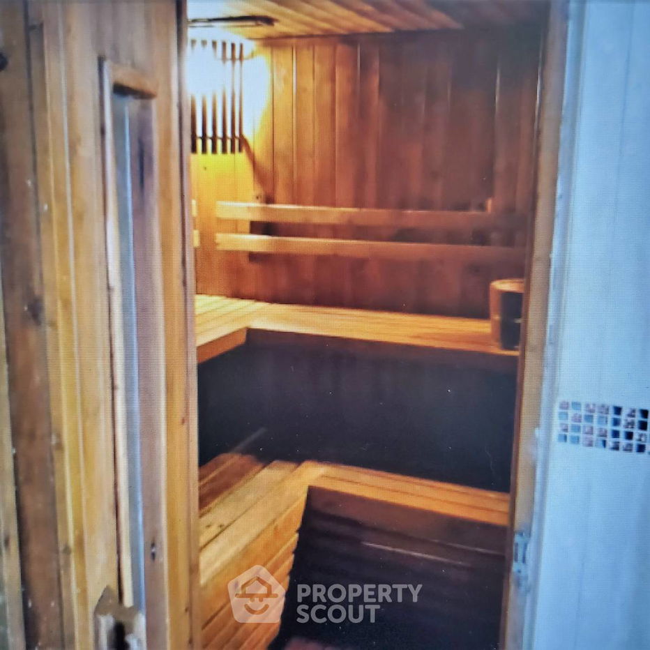 picture 2-BR Condo at D.S. Tower 2 Sukhumvit 39 Condominium near MRT Sukhumvit (ID 1801976) - 8/11