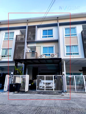 Townhouses for rent Bangkok : 📌 For Rent 3-story Townhouse THE RICH BIZ HOME SUKHUMVIT 105 3 bedroom 3 bathroom