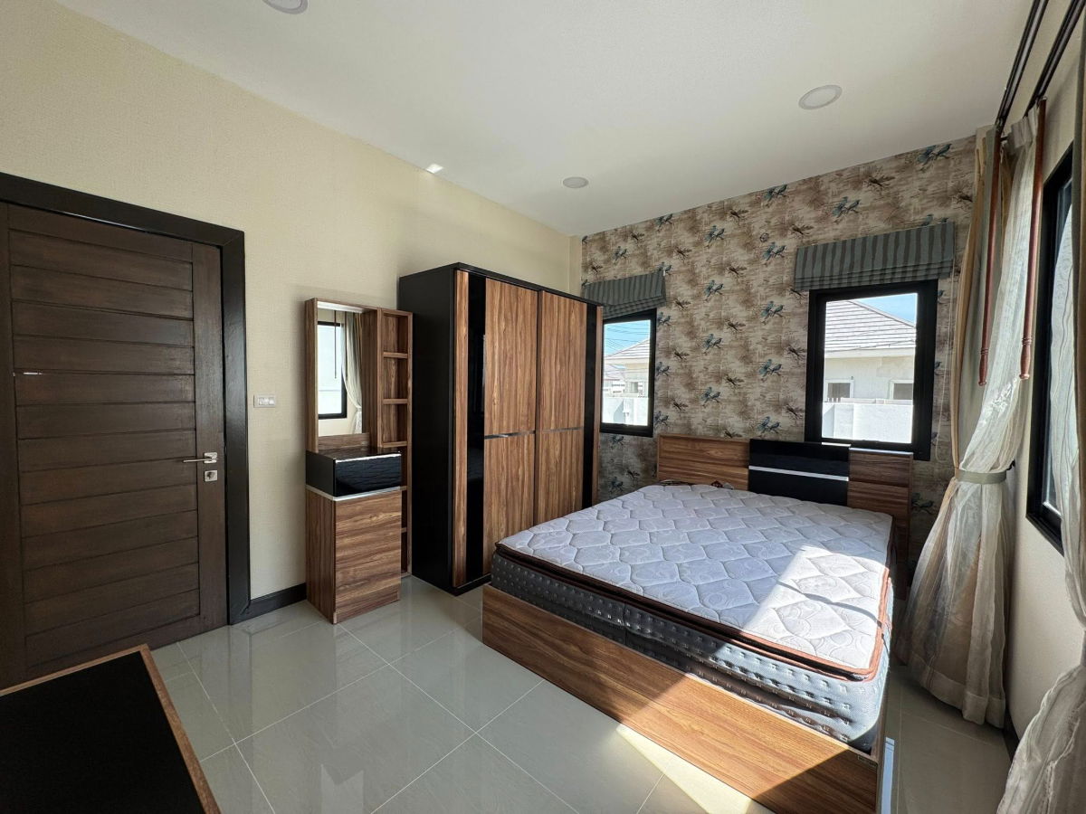 picture 🔥 Corner Detached House in Bang Jo — Only 3.99 MB! - 9/23