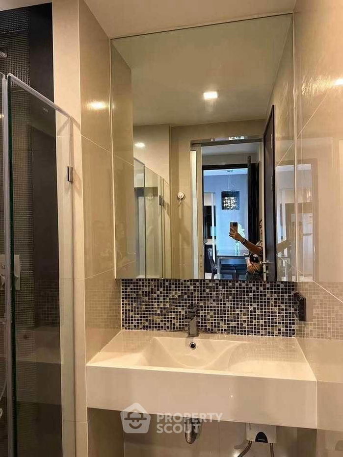 picture 2-BR Condo at Rhythm Sukhumvit 44/1 near BTS Phra Khanong (ID 2600131) - 9/17