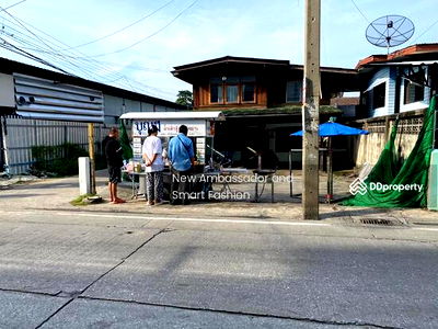 Houses for rent Bangna Commercial College : House for rent Sukhumvit Soi 113, Wat Dan Samrong