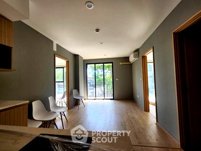 Condos for sale Central Pinklao : 2-BR Condo at The Most Itsaraphap near MRT Fai Chai (ID 2599966)