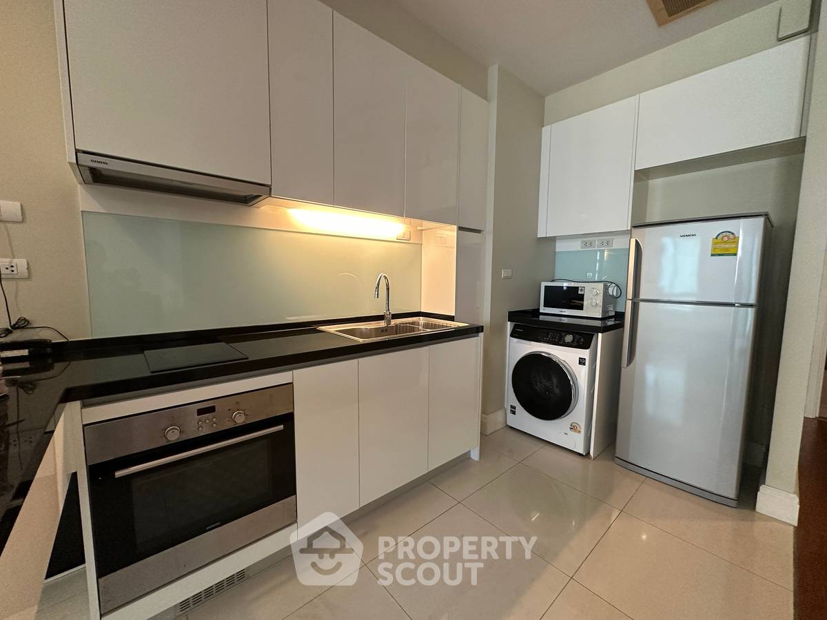 picture 2-BR Condo at Bright Sukhumvit 24 Condominium near BTS Phrom Phong (ID 2075791) - 3/13