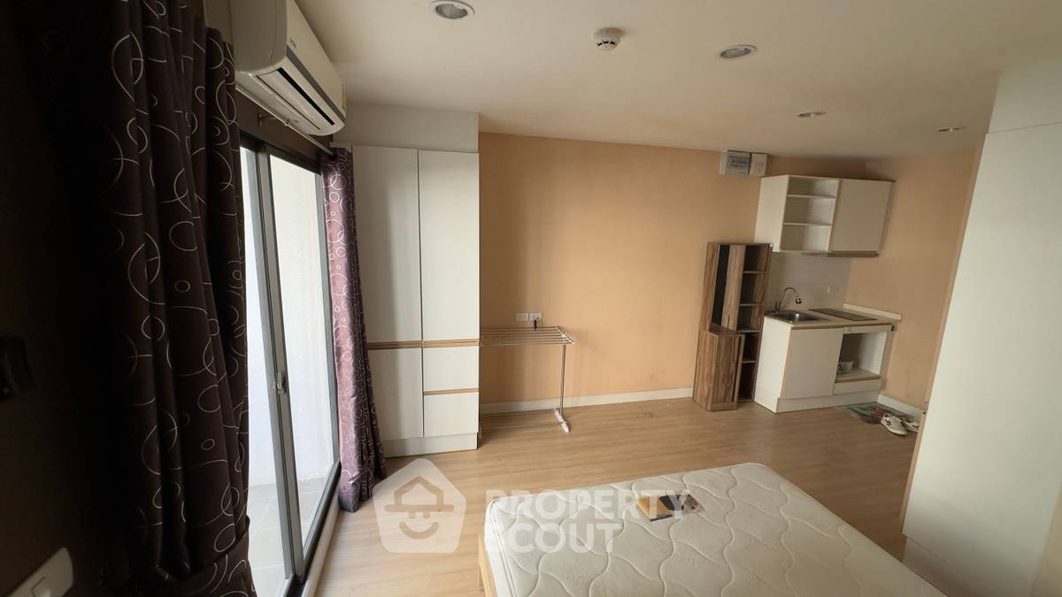 picture Studio Condo at The Nest Sukhumvit 22 near MRT Queen Sirikit National Convention Centre (ID 2598694) - 6/16